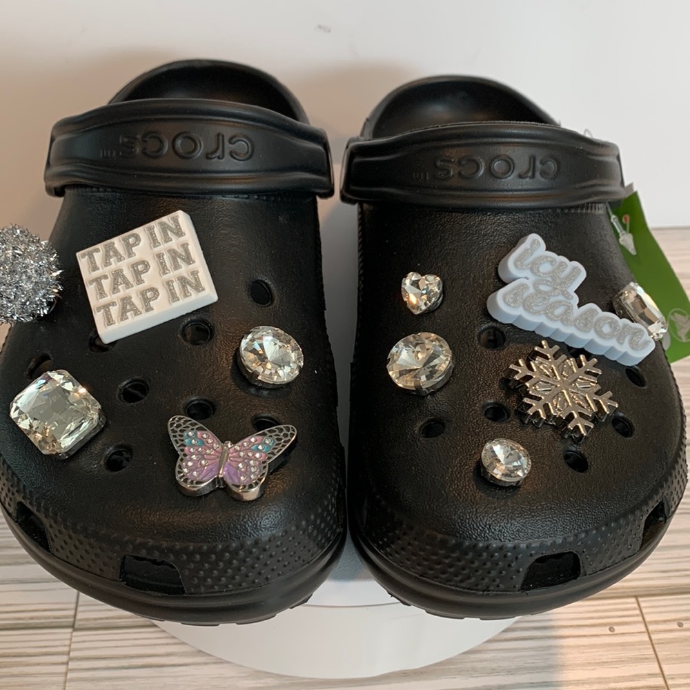 CROCS SAWEETIE ICY GIRL Sz 6 custom by Abigal. Authentic Crocs